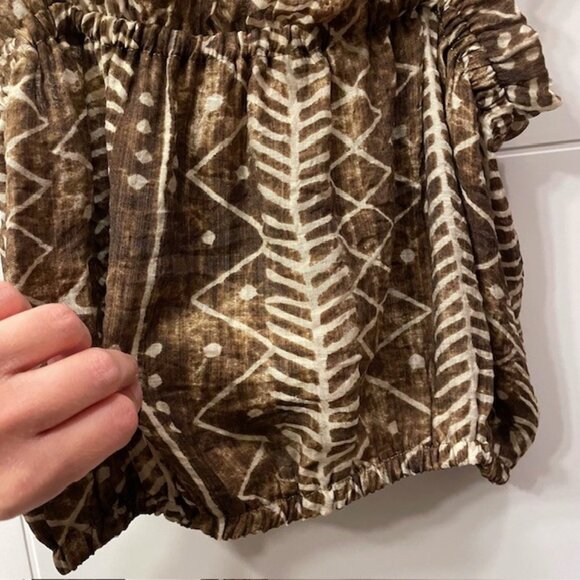 NWT Elan Brown Tulum Boho Abstract Printed Tank Top Ruffle Trim Size Medium - Picture 7 of 15